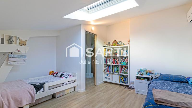 Maison - 160 m² - 5 pièces