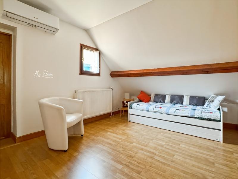 Maison - 164 m² - 7 pièces