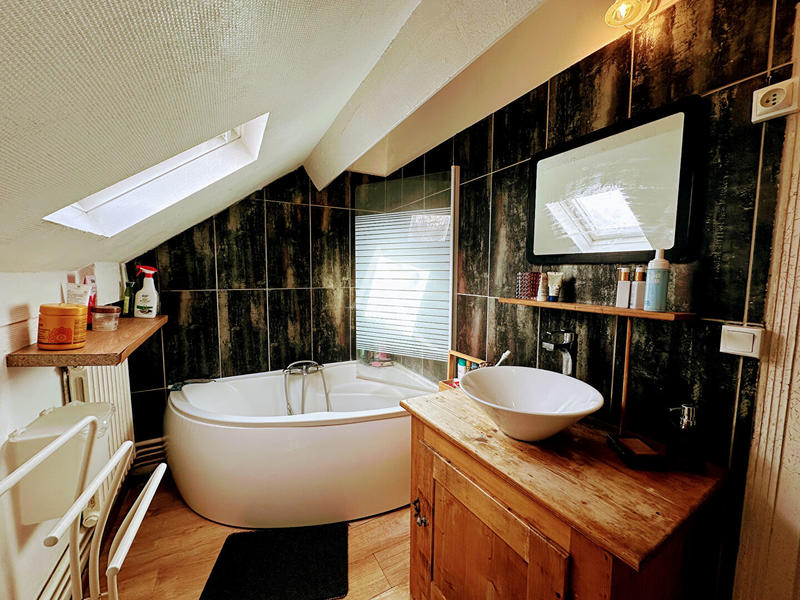 Maison - 87 m² - 5 pièces