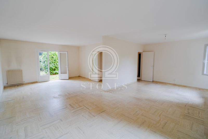 Maison traditionnelle - 158 m² - 6 pièces