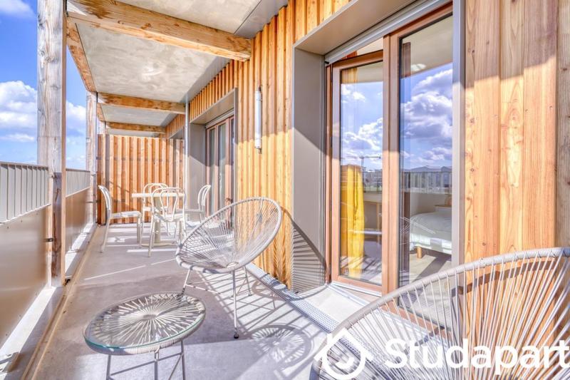 Chambre - 9 m² - 1 pièce