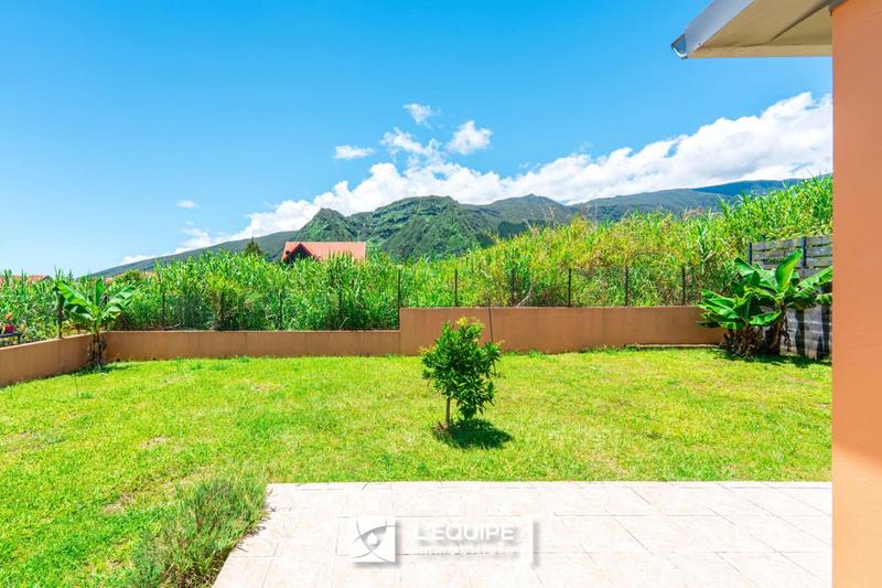 Maison - 101 m² - 4 pièces