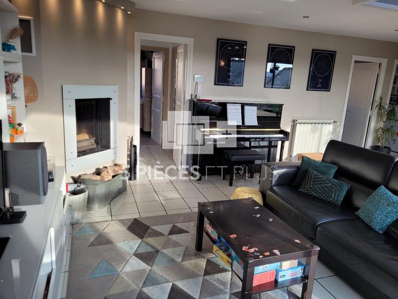 Maison - 112 m² - 5 pièces