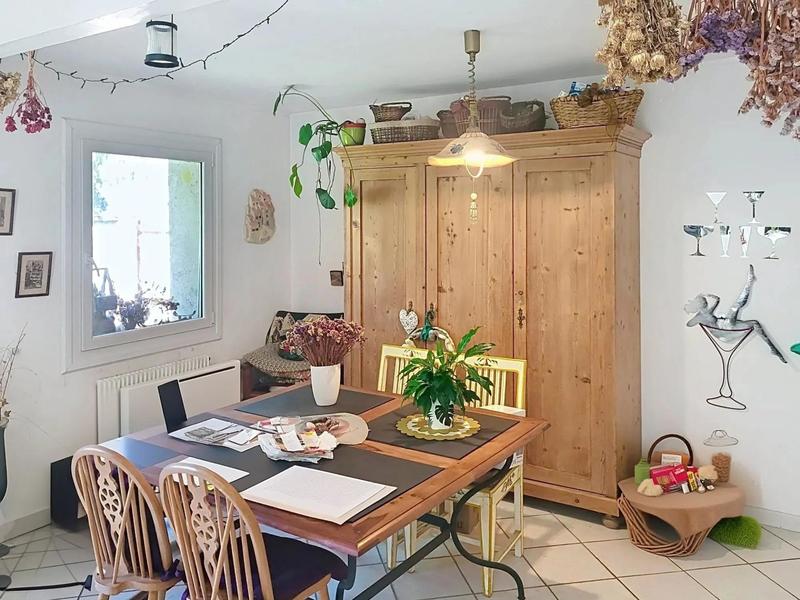 Maison - 92 m² - 4 pièces