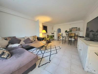 Maison - 177 m² - 6 pièces