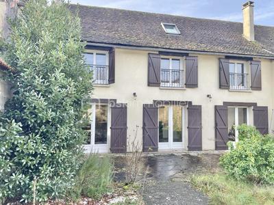 Maison - 149 m² - 7 pièces