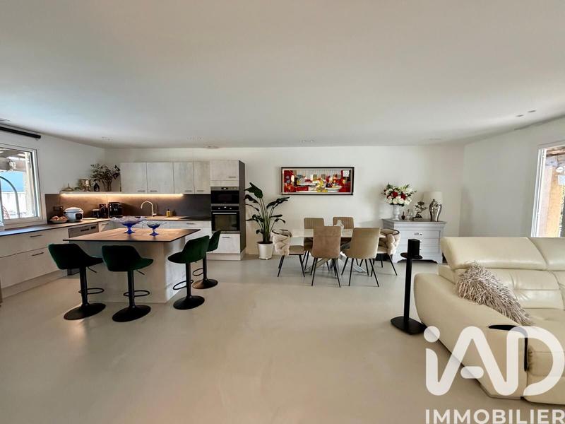 Maison - 100 m² - 4 pièces