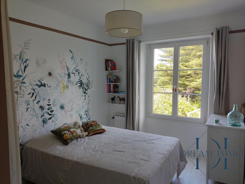 Maison - 139 m² - 6 pièces