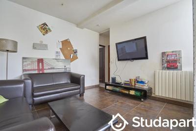 Chambre - 13 m² - 1 pièce