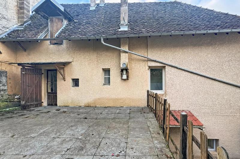 Maison de village - 140 m² - 7 pièces