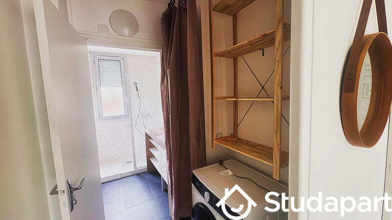 Appartement - 84 m² - 5 pièces