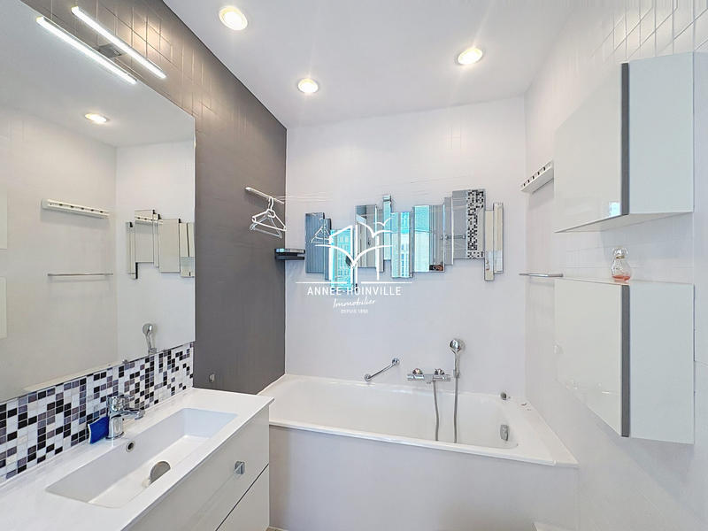 Appartement - 60 m² - 4 pièces