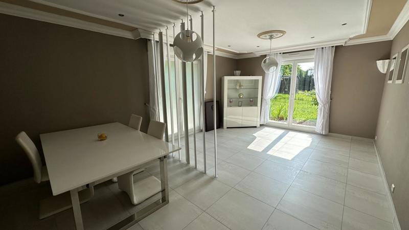 Maison - 130 m² - 6 pièces