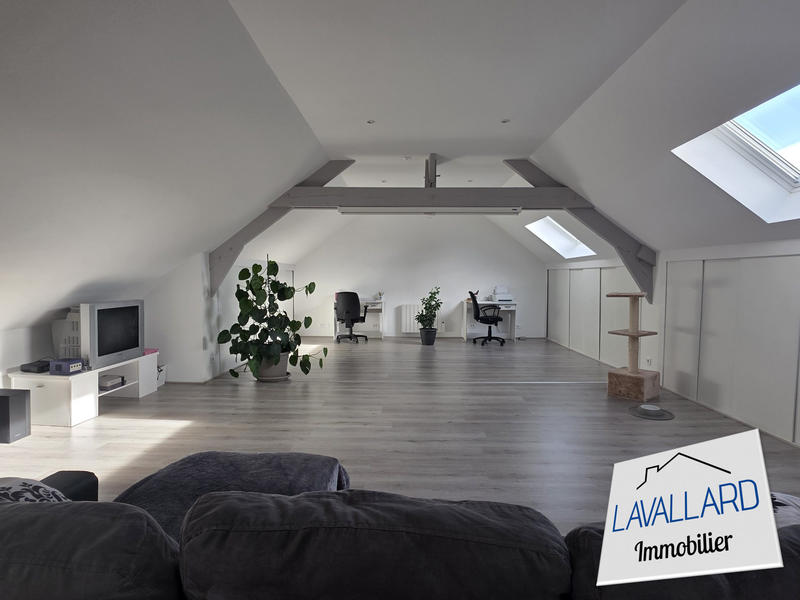 Maison ancienne - 256 m² - 6 pièces