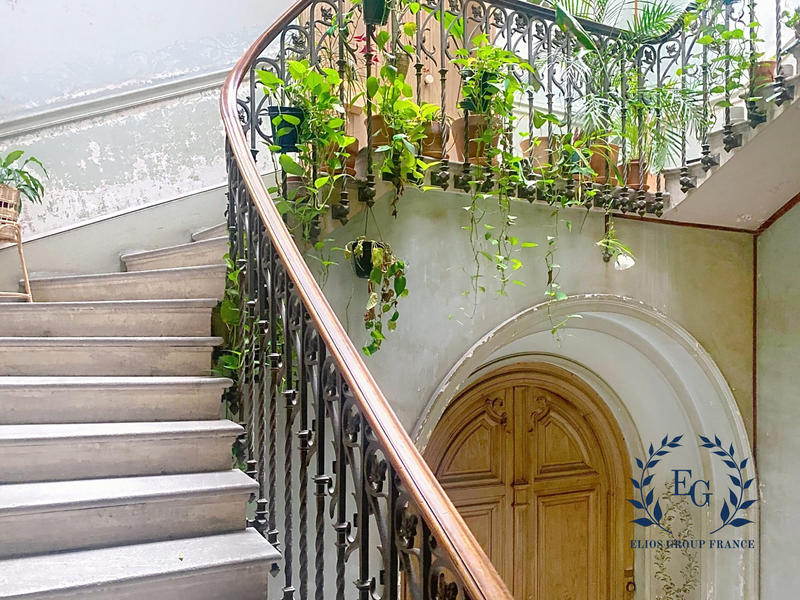 Appartement - 178 m² - 5 pièces