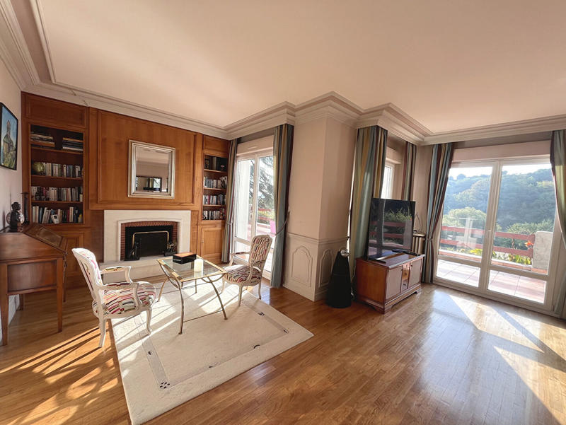 Maison - 188 m² - 6 pièces