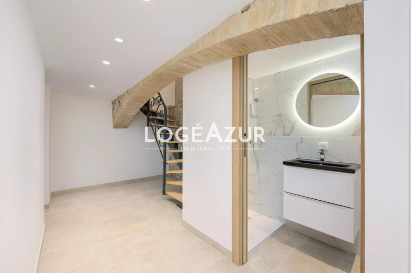 Appartement - 106 m² - 5 pièces