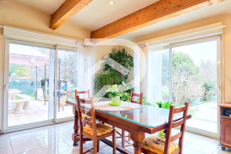 Villa - 170 m² - 6 pièces