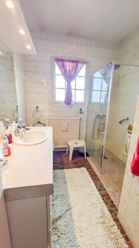 Maison - 142 m² - 7 pièces