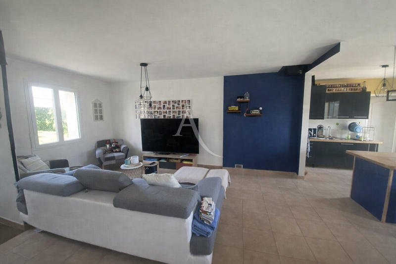 Maison - 86 m² - 5 pièces