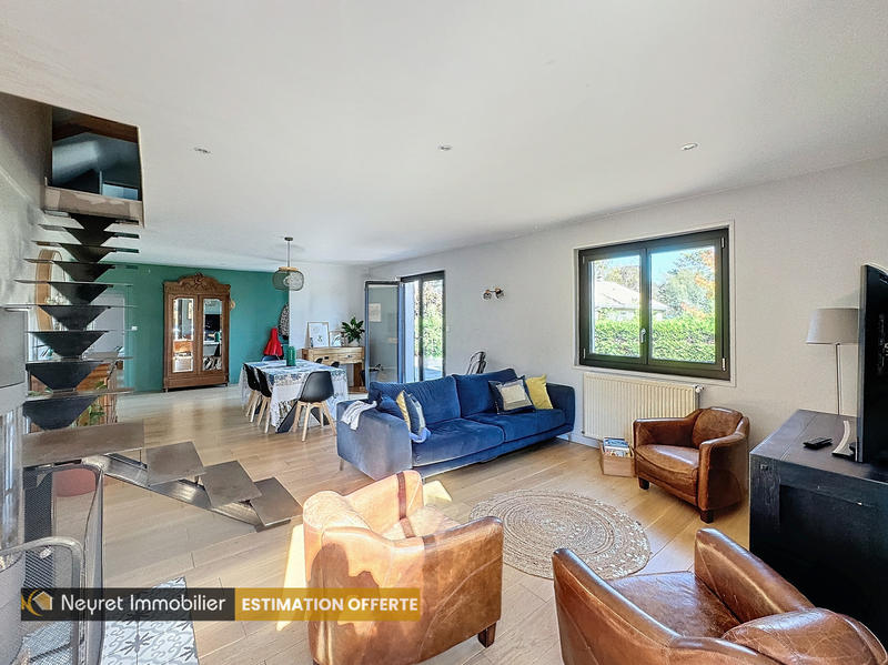 Maison - 160 m² - 7 pièces