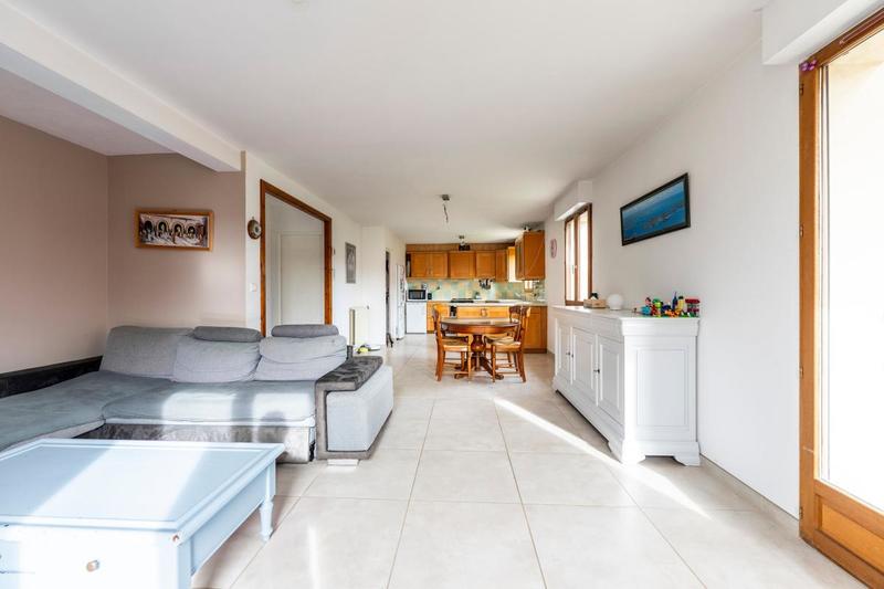 Maison - 127 m² - 5 pièces