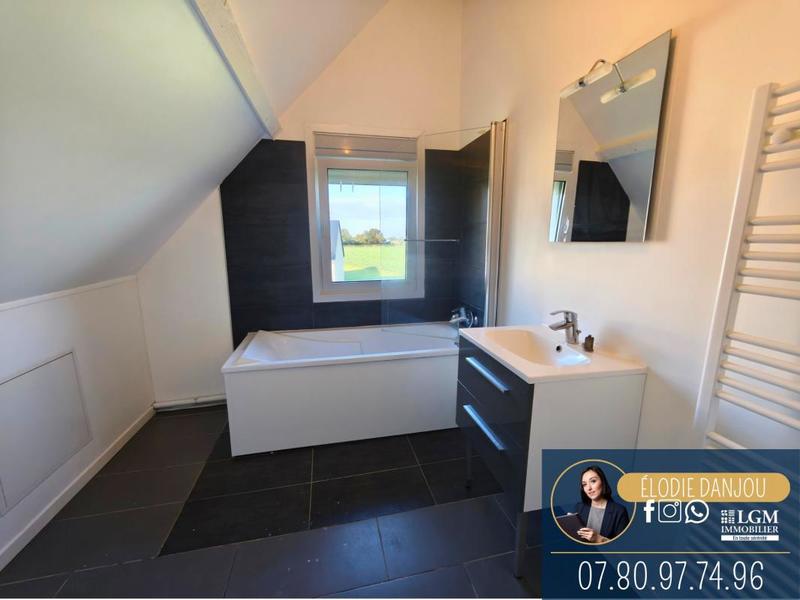 Maison - 110 m² - 4 pièces