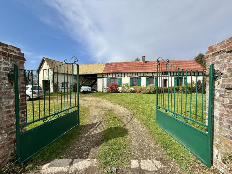 Maison - 120 m² - 2 pièces