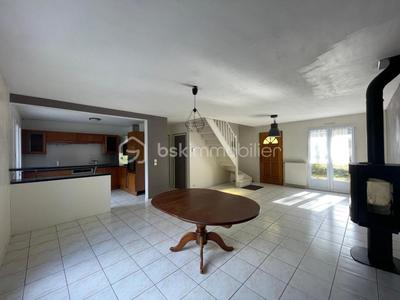 Maison - 111 m² - 5 pièces