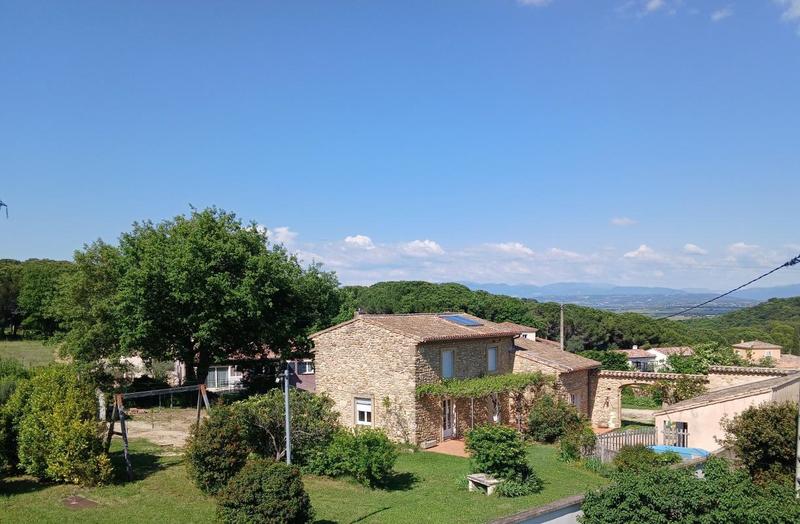 Mas - 219 m² - 6 pièces