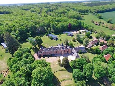 Manoir - 2 000 m² - 30 pièces