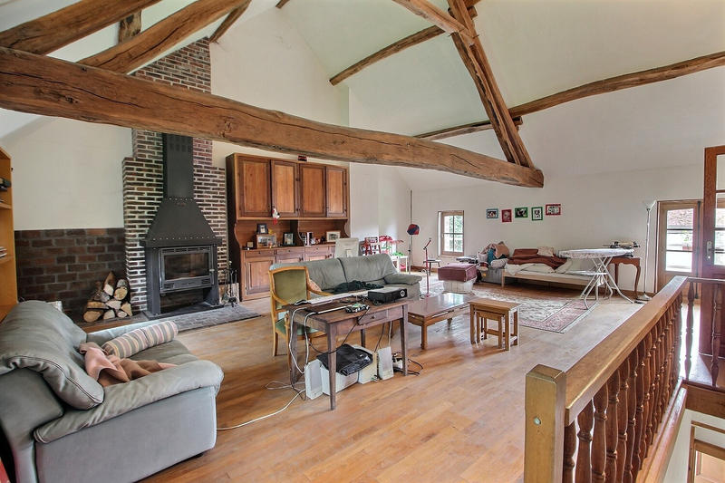 Demeure - 370 m² - 14 pièces