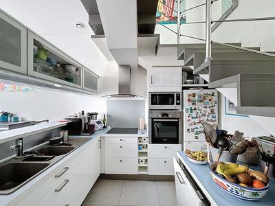 Duplex - 93 m² - 4 pièces