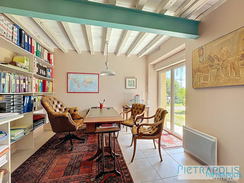 Maison - 320 m² - 7 pièces