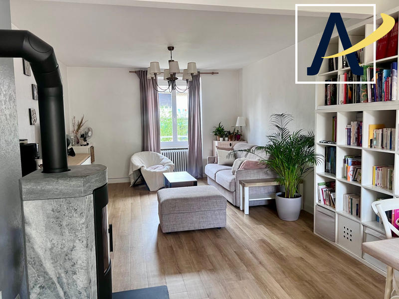 Appartement - 90 m² - 5 pièces