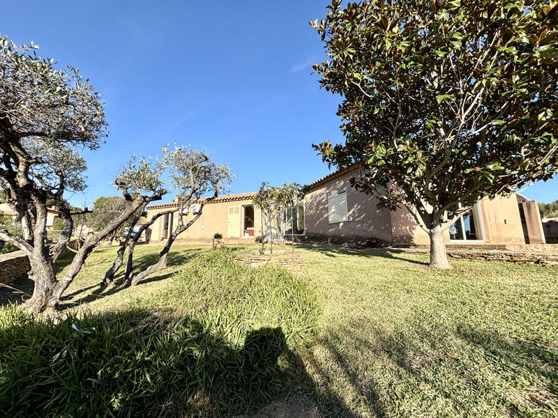 Maison - 177 m² - 7 pièces