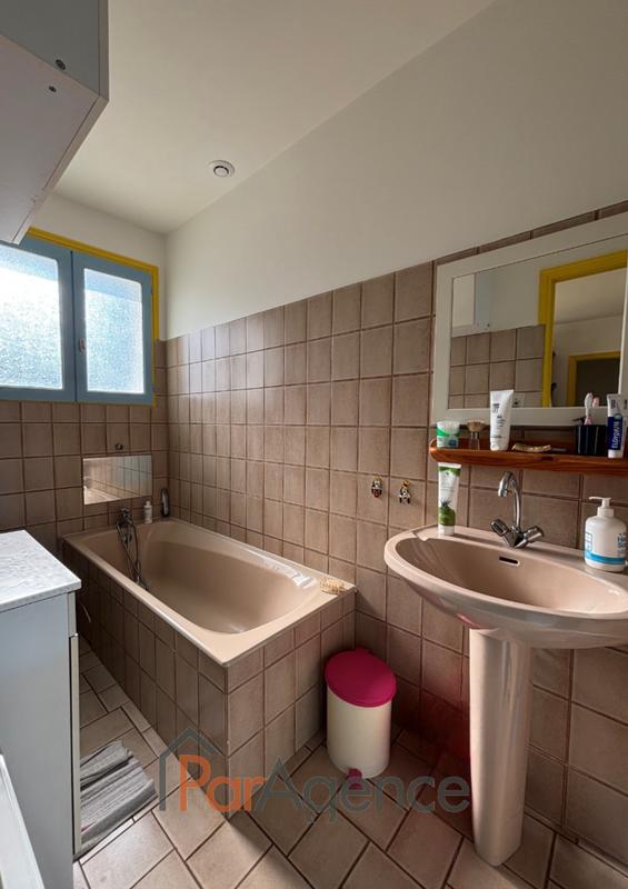 Maison - 141 m² - 7 pièces