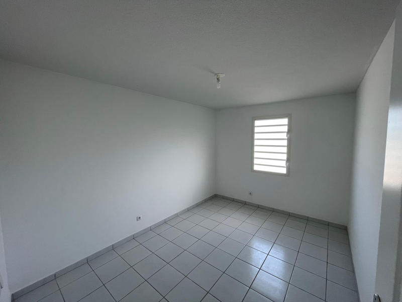 Appartement - 75 m² - 4 pièces