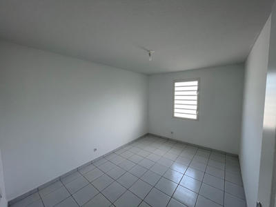 Appartement - 75 m² - 4 pièces