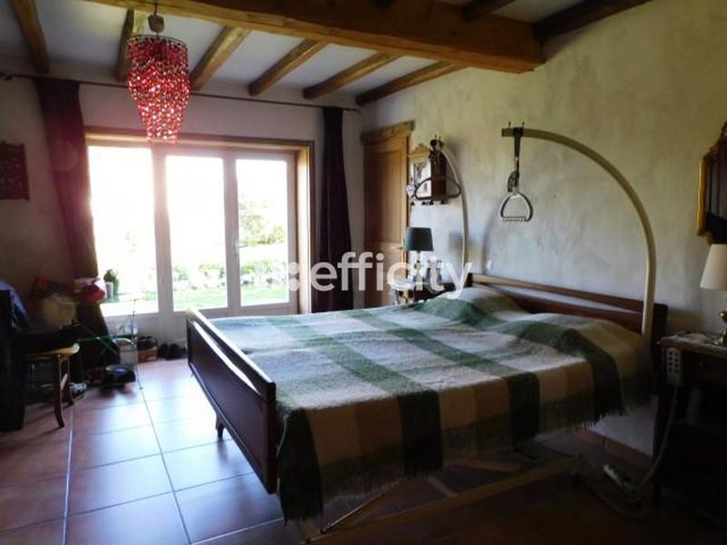 Maison - 210 m² - 5 pièces