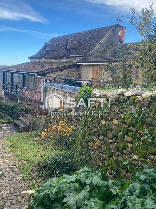 Maison - 224 m² - 6 pièces