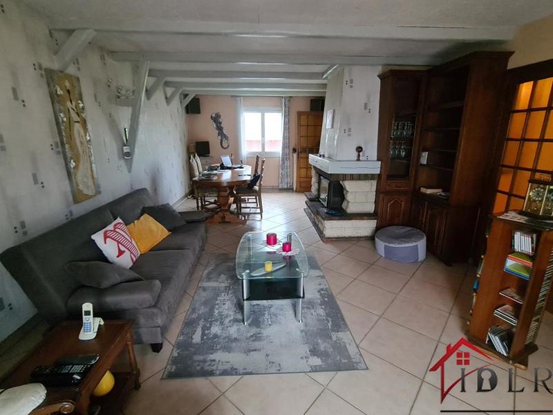 Maison - 90 m² - 5 pièces