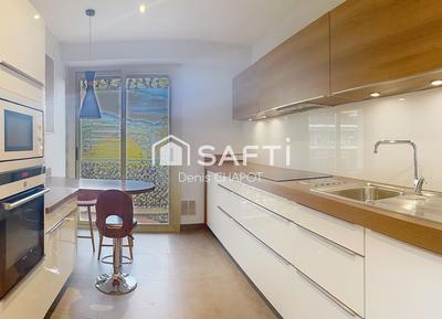 Appartement - 89 m² - 3 pièces