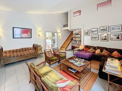 Duplex - 158 m² - 6 pièces