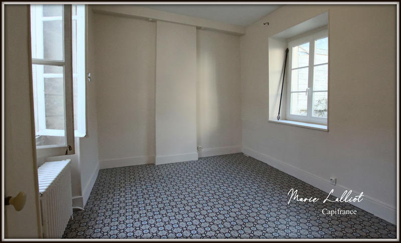 Maison - 204 m² - 9 pièces