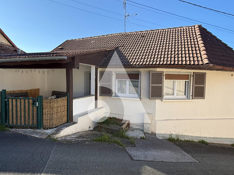 Maison - 98 m² - 5 pièces