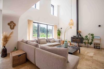 Mas - 430 m² - 10 pièces