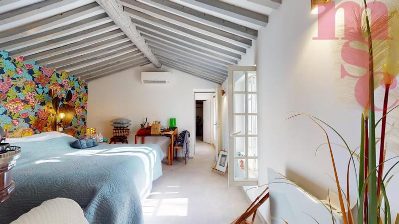 Maison - 185 m² - 7 pièces