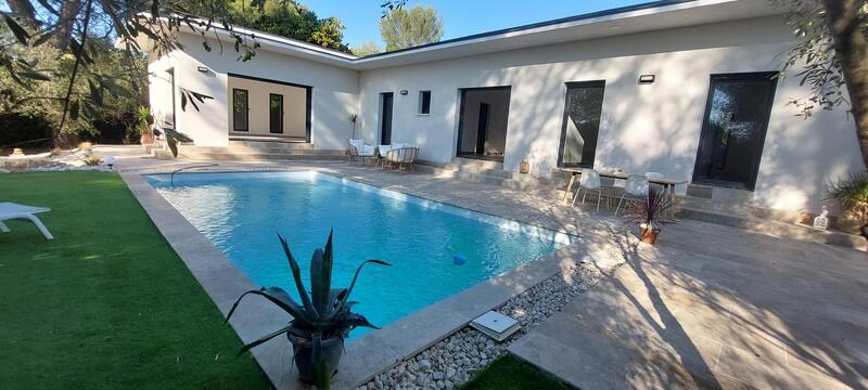 Villa - 175 m² - 6 pièces