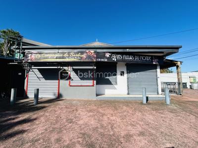 Local commercial - 49 m² - 1 pièce